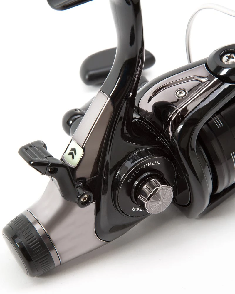 Daiwa Black Widow BR Reel - 3500 - Image 4