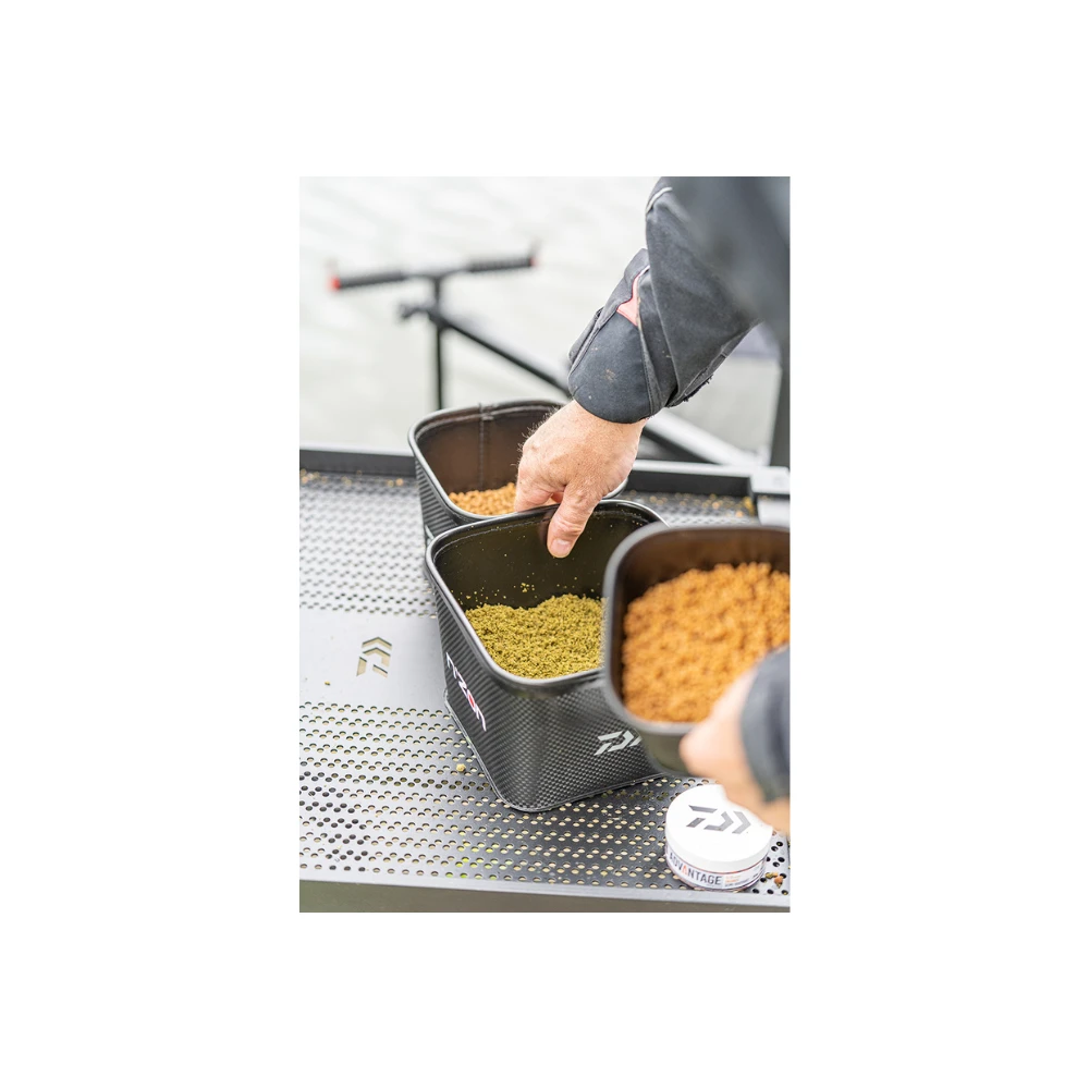 Daiwa N'ZON Stacking EVA Bait Box - 2 Pint - Image 7