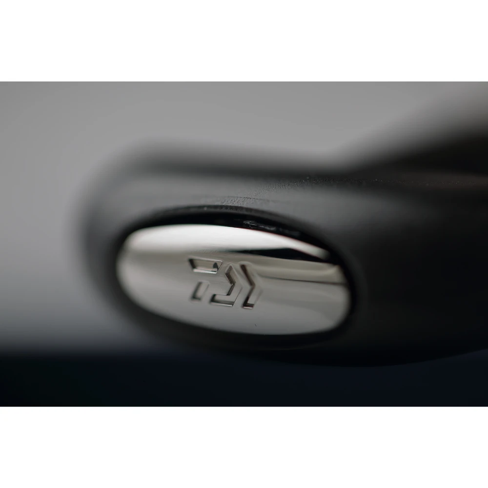 Daiwa 20 Ninja Black Gold Reel - 2500 Black Gold - Image 3